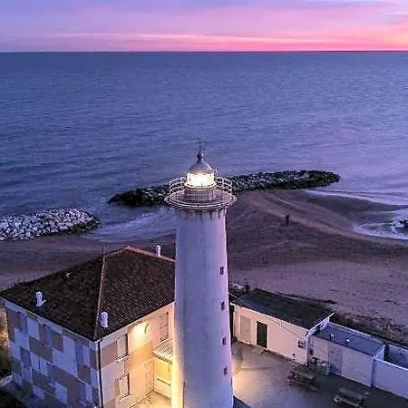 Hotel Cozy Independent In Pineda Bibione