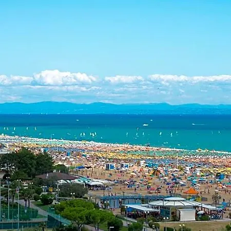 Hotel Cozy Independent In Pineda Bibione